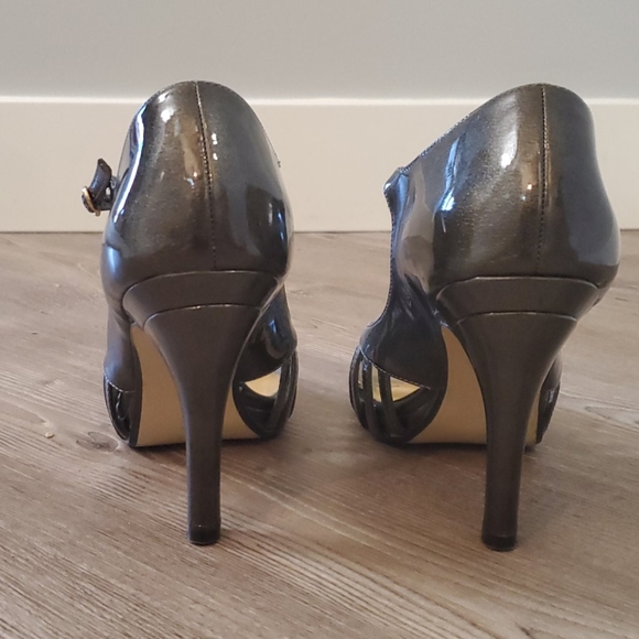 Bronzey peep toe strappy heels - Sz 9 - Picture 3 of 6